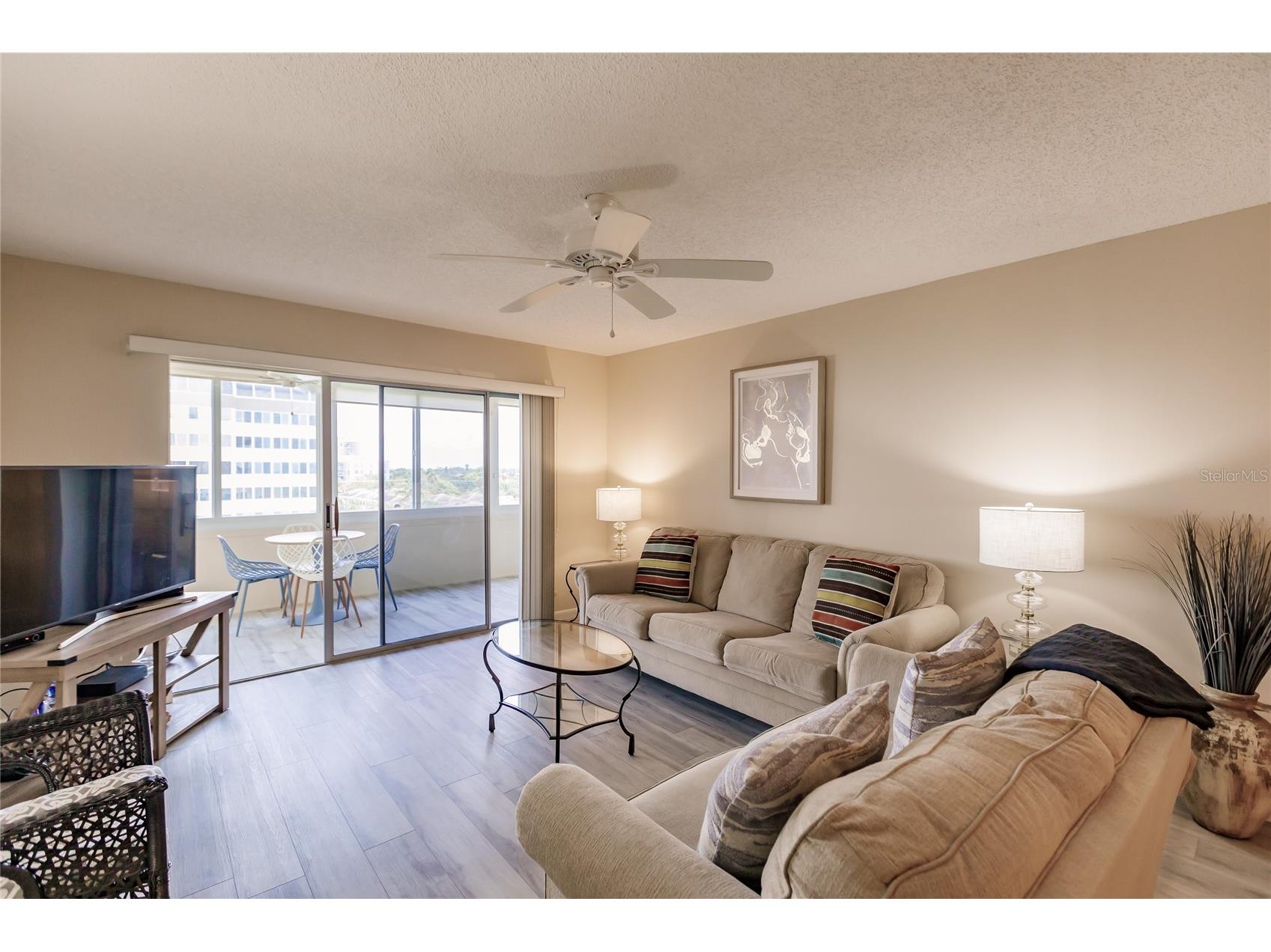 1055 W Peppertree Drive #506AA Sarasota FL 34242 TB8472184 image3