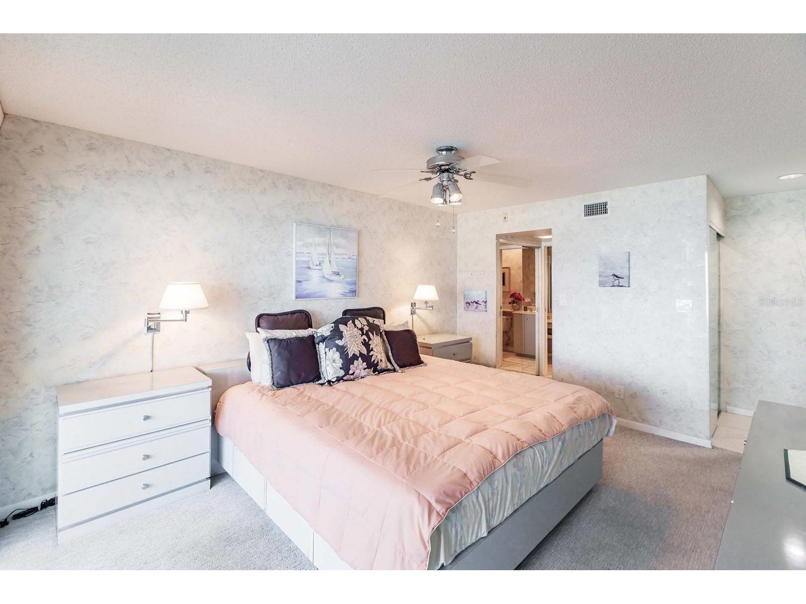 1055 W Peppertree Drive #802AA Sarasota FL 34242 TB8466511 image12