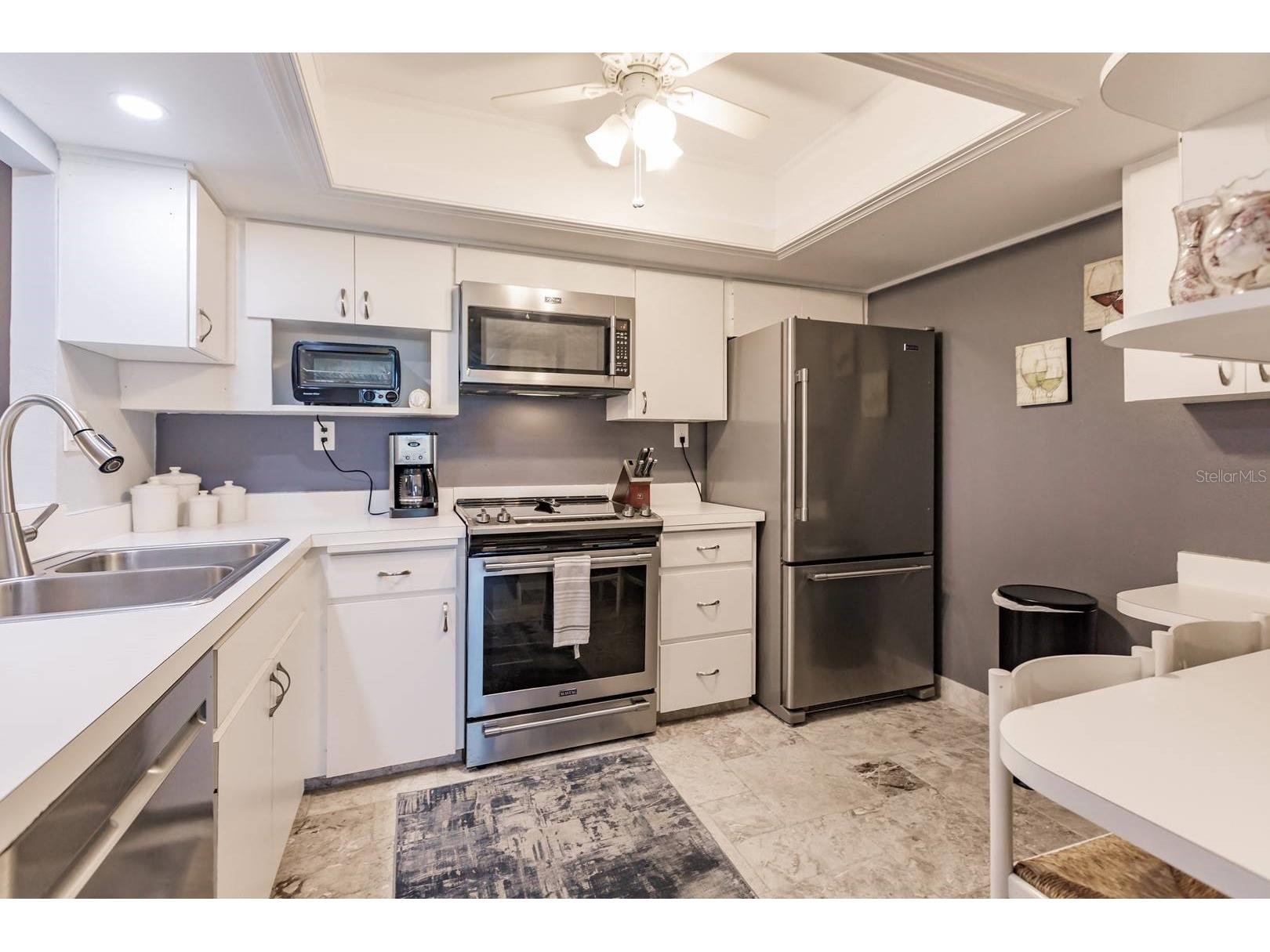 1055 W Peppertree Drive #805AA Sarasota FL 34242 TB8466454 image5