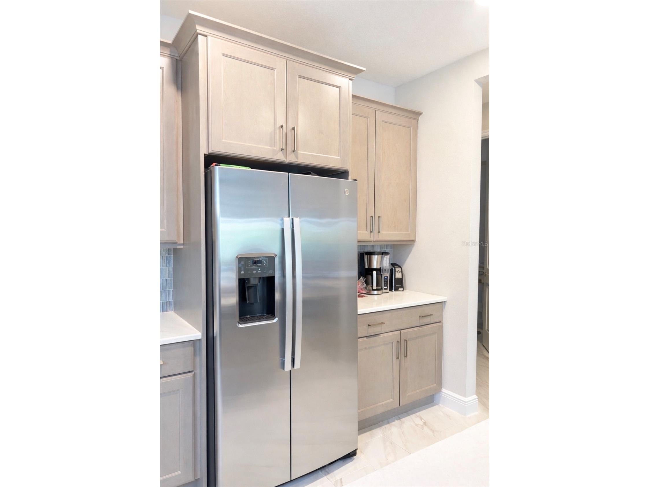 1055 Waterline Court Sarasota FL 34240 A4688404 image11
