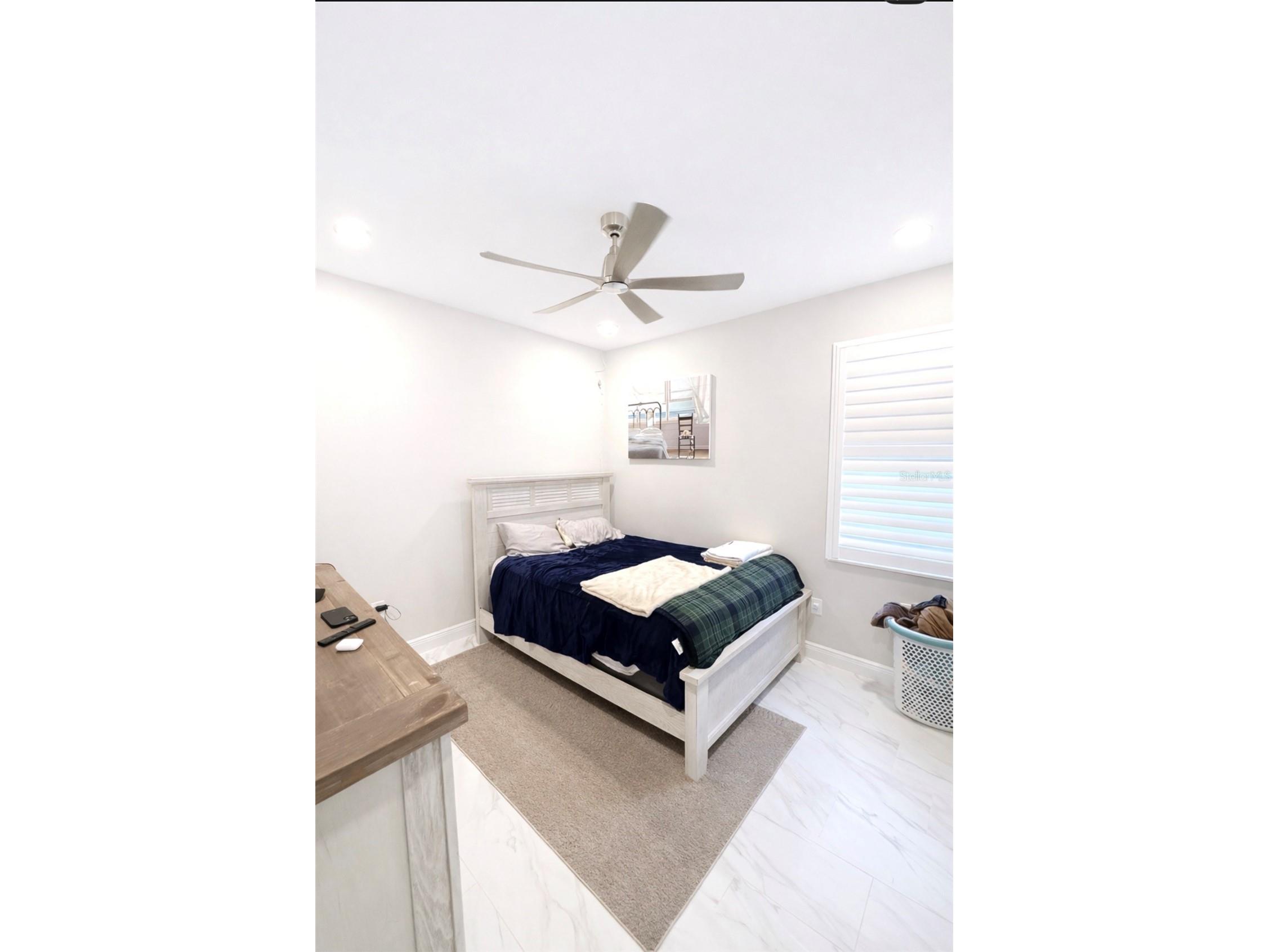 1055 Waterline Court Sarasota FL 34240 A4688404 image21