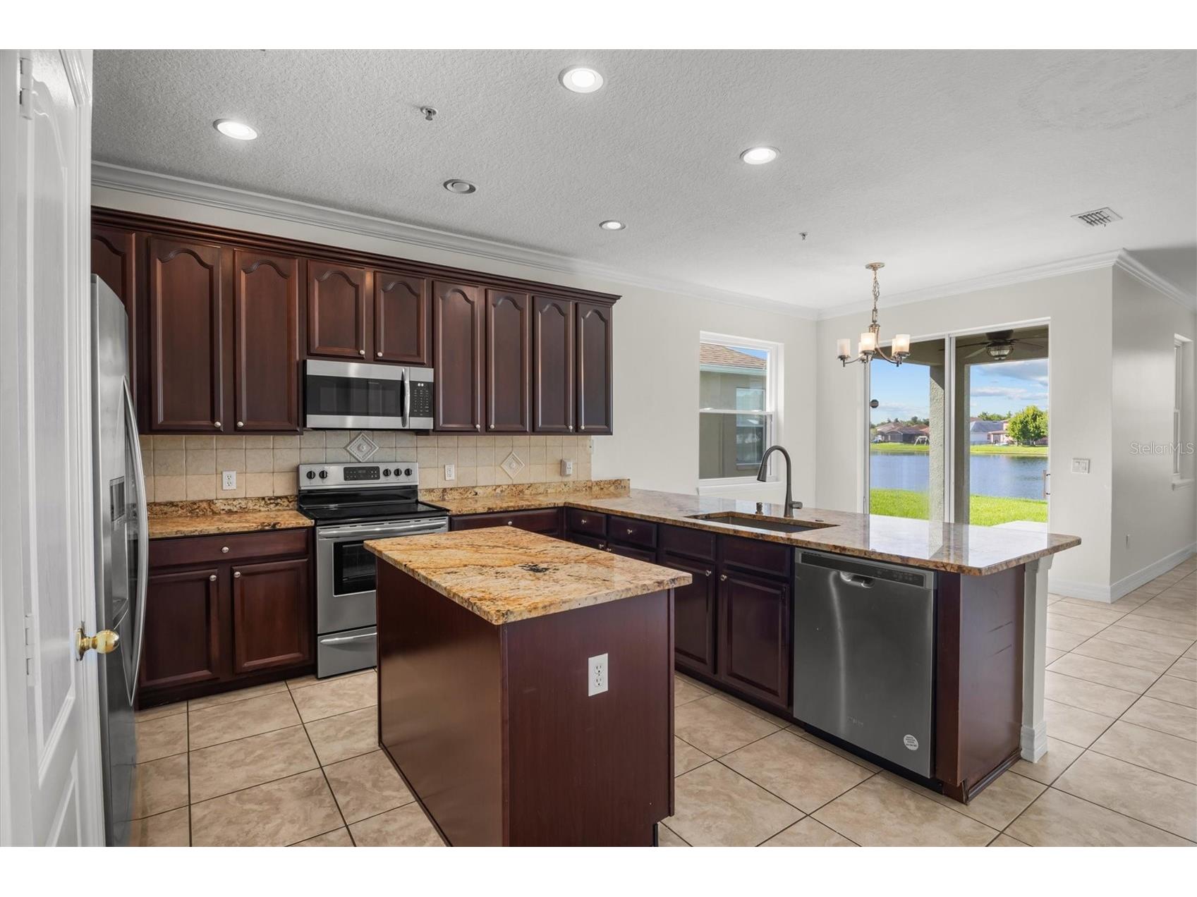 10550 Eastpark Woods Drive Orlando FL 32832 O6422870 image8