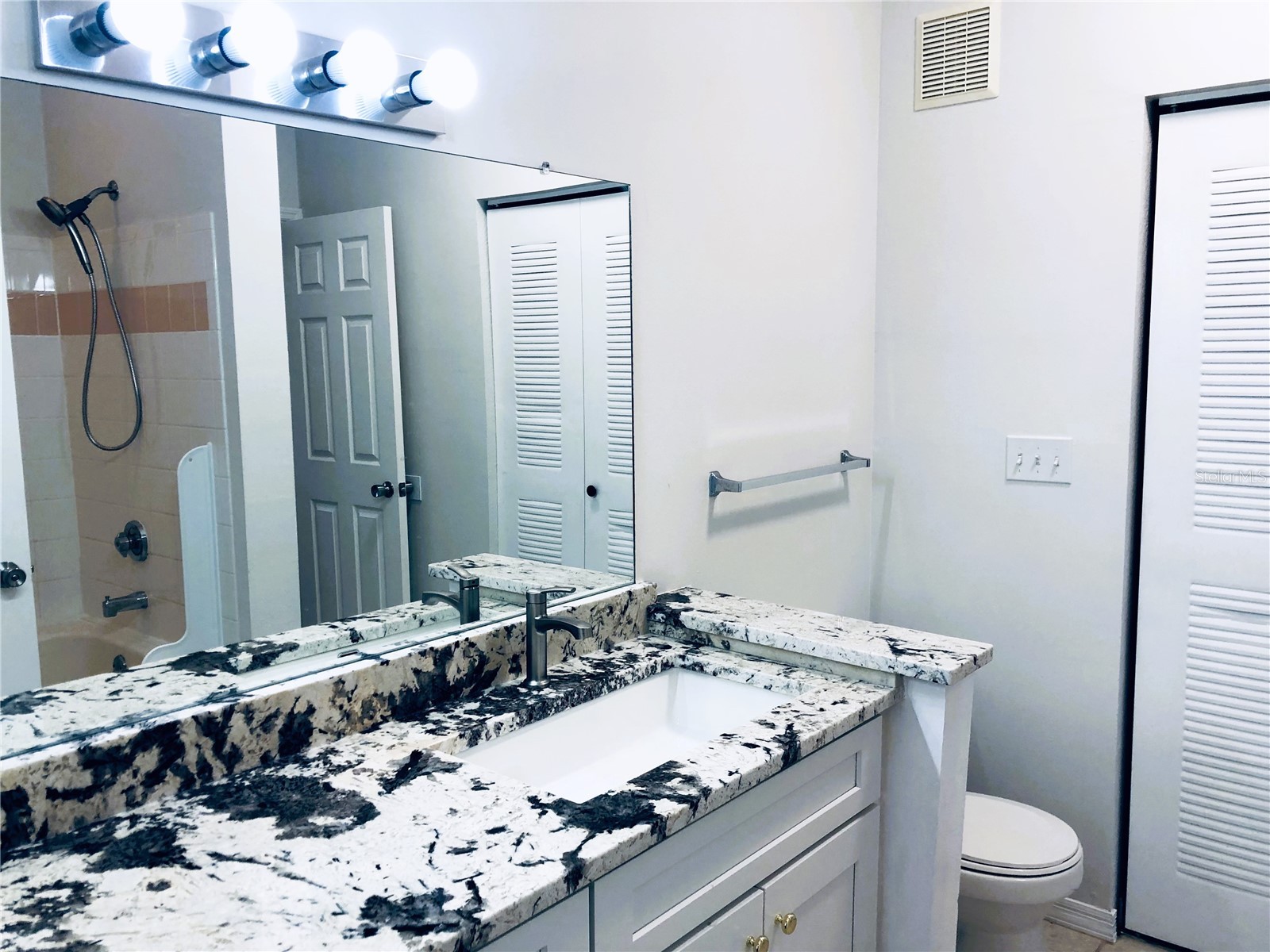10554 White Lake Court Tampa FL 33626 TB8523955 image5