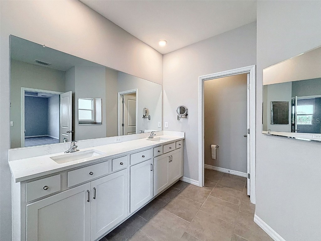 10559 Bridgegate Heights Loop San Antonio FL 33576 TB8458829 image36