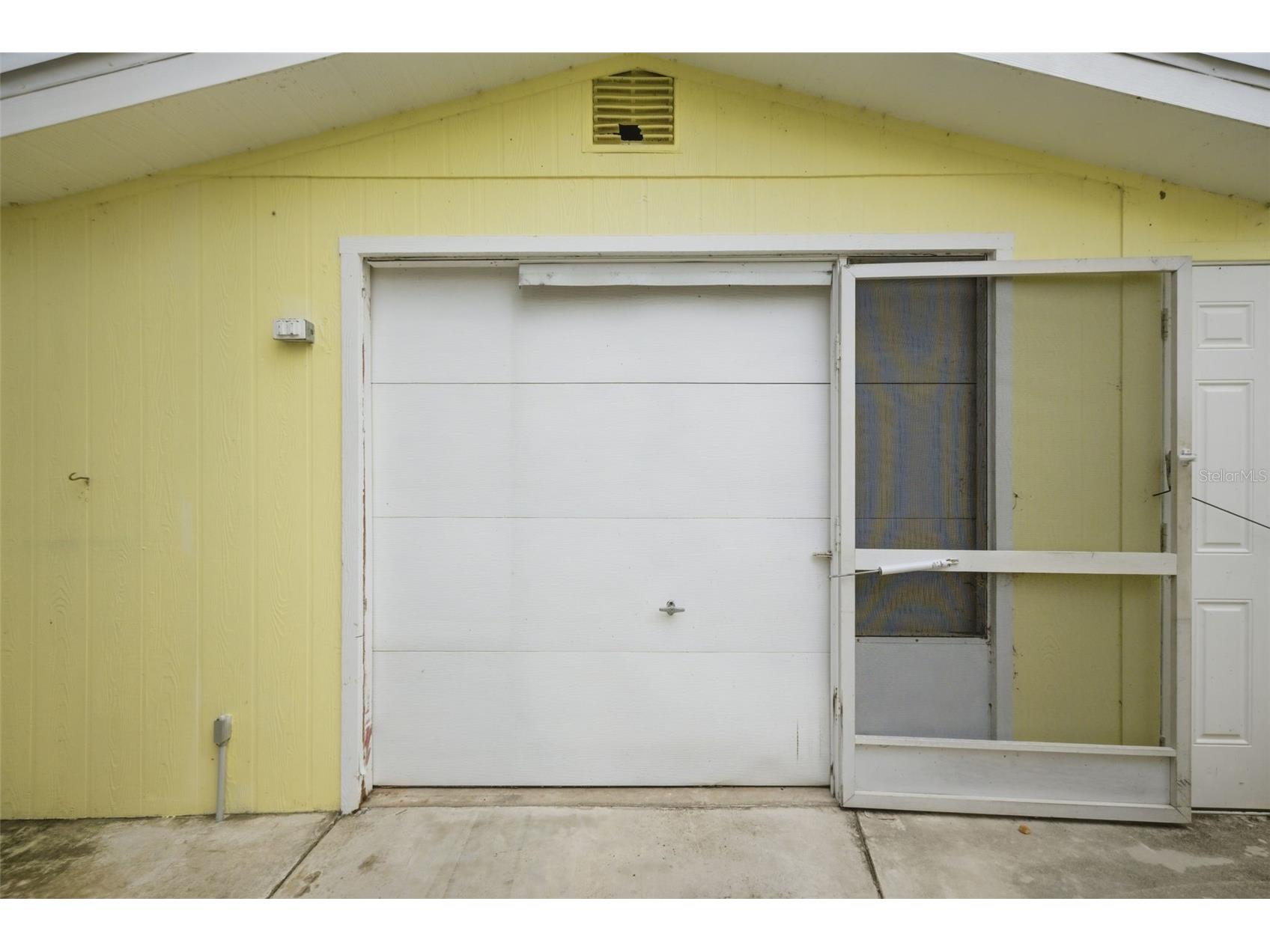 1056 Blue Heron Lane Moore Haven FL 33471 - LAKE OKEECHOBEE A4695914 image8