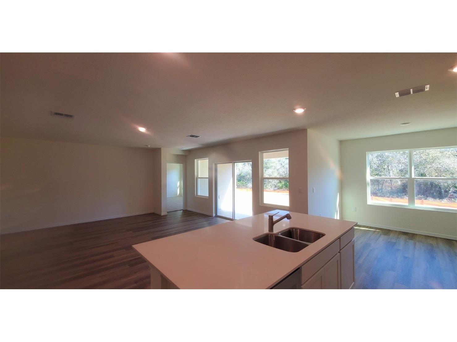 1056 Morfontain Street Daytona Beach FL 32124 O6350896 image3