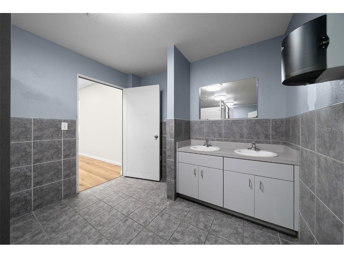 1056 NE 16th Street Ocala FL 34470 OM710911 image28