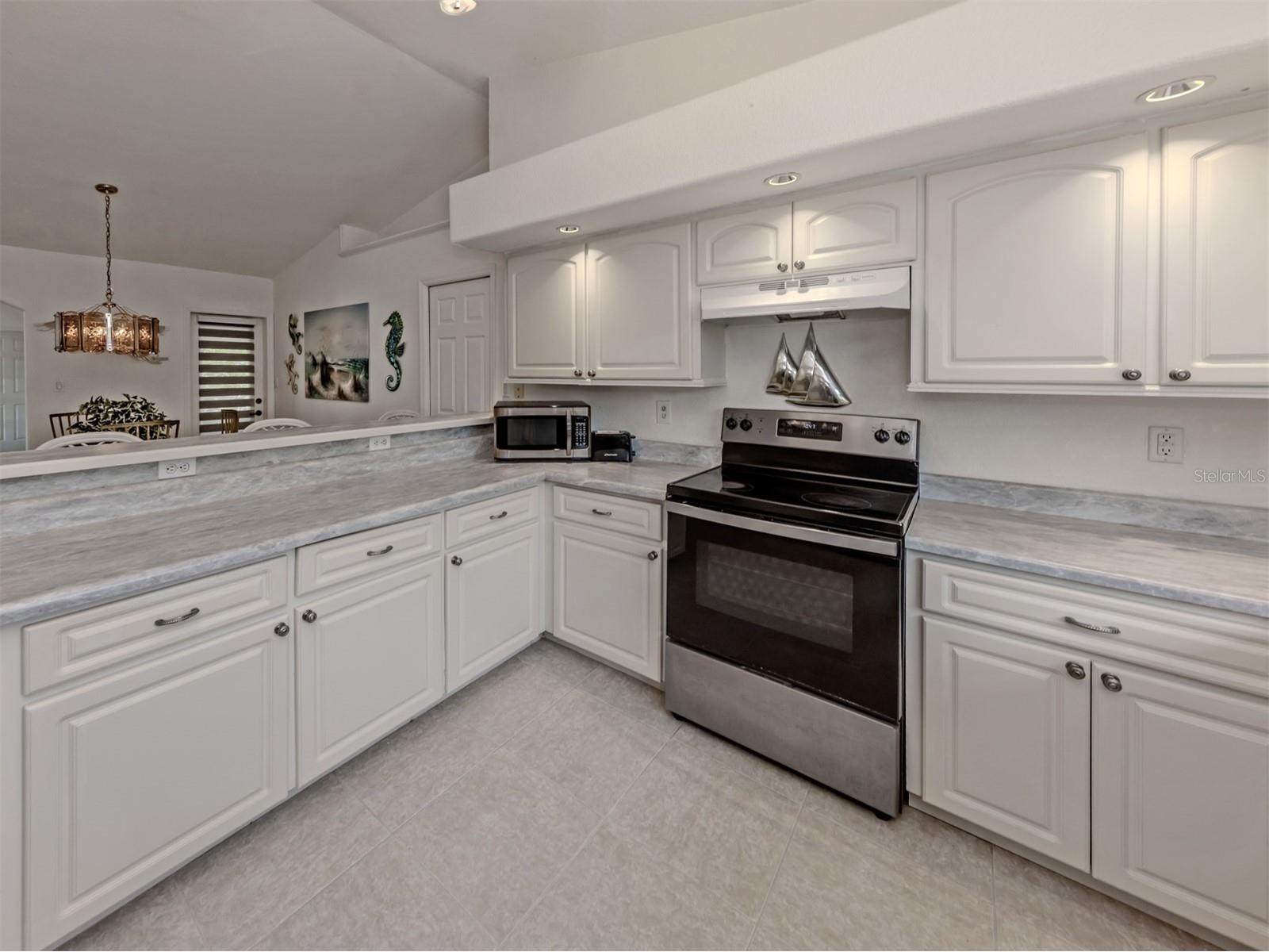 1056 Rotonda Circle Rotonda West FL 33947 TB8525900 image9