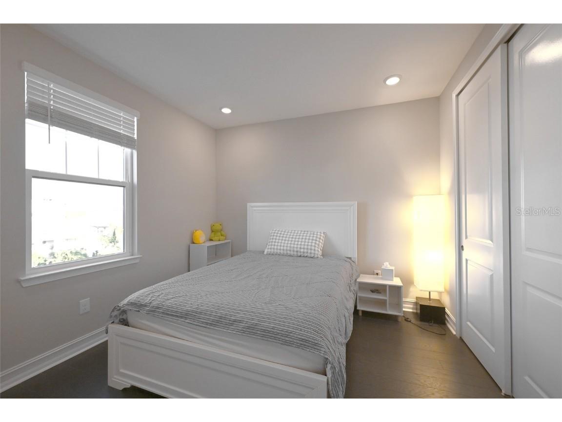 1056 Seagrape Drive Ruskin FL 33570 A4664491 image17