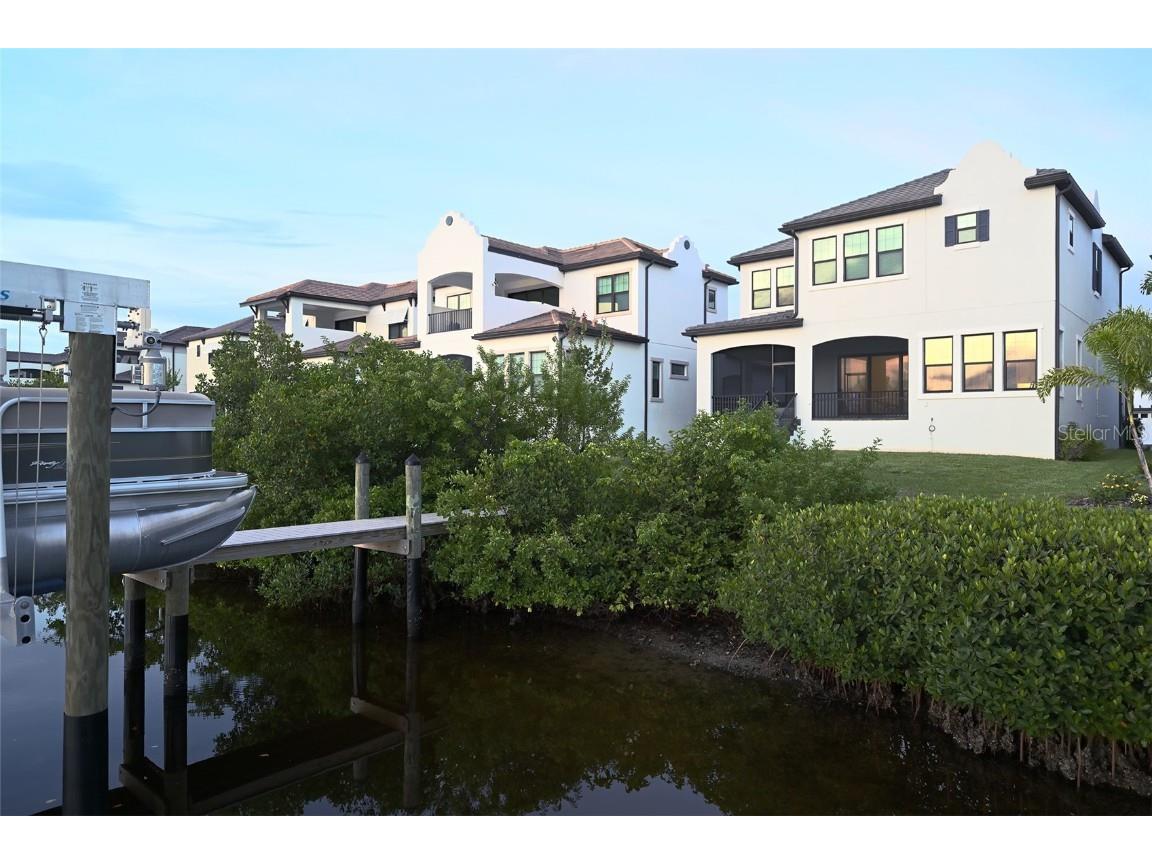 1056 Seagrape Drive Ruskin FL 33570 A4664491 image2