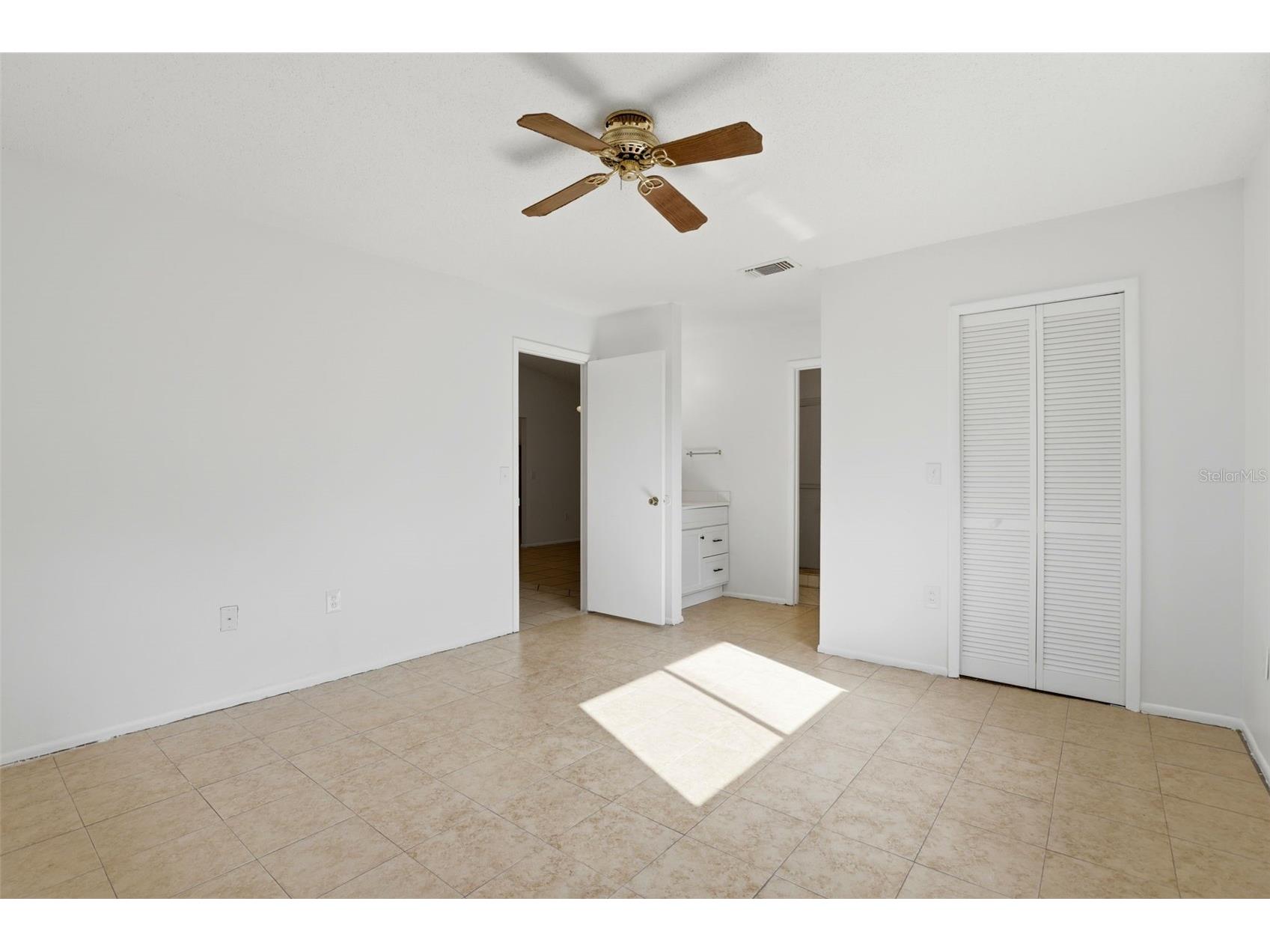 1056 Soria Avenue Orlando FL 32807 O6413360 image16