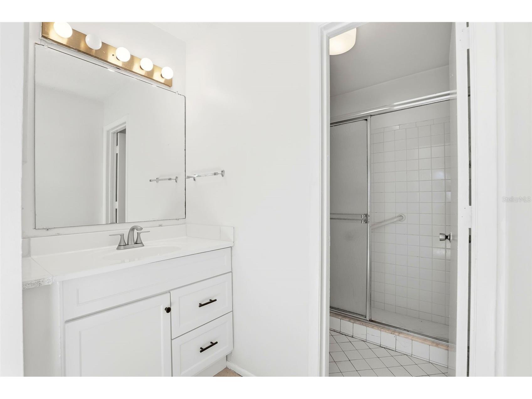 1056 Soria Avenue Orlando FL 32807 O6413360 image17