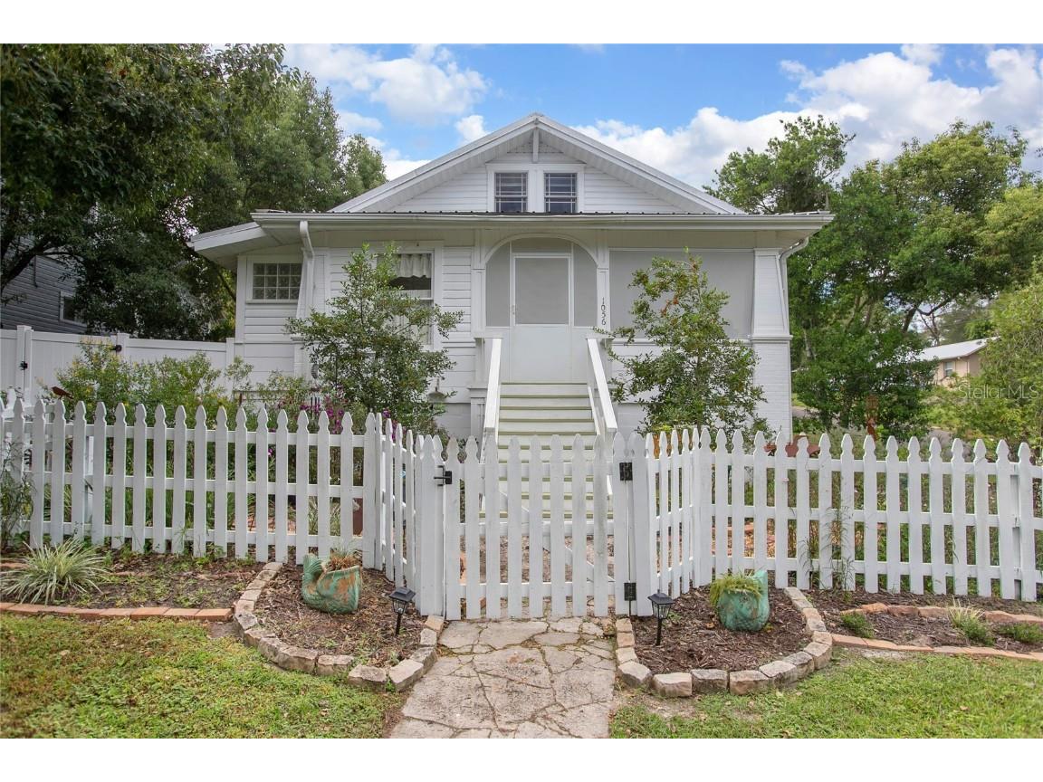 1056 Stevens Street Lake Helen FL 32744 V4945537 image2