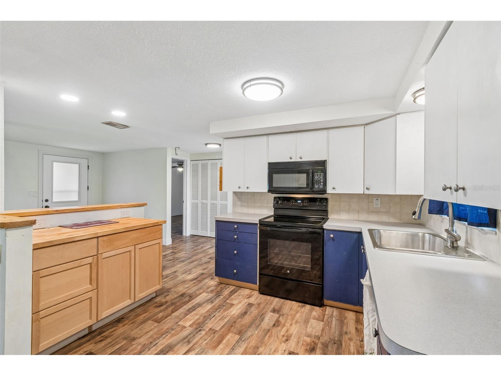 1056 Tamarac Drive Holiday FL 34690 TB8527609 image14