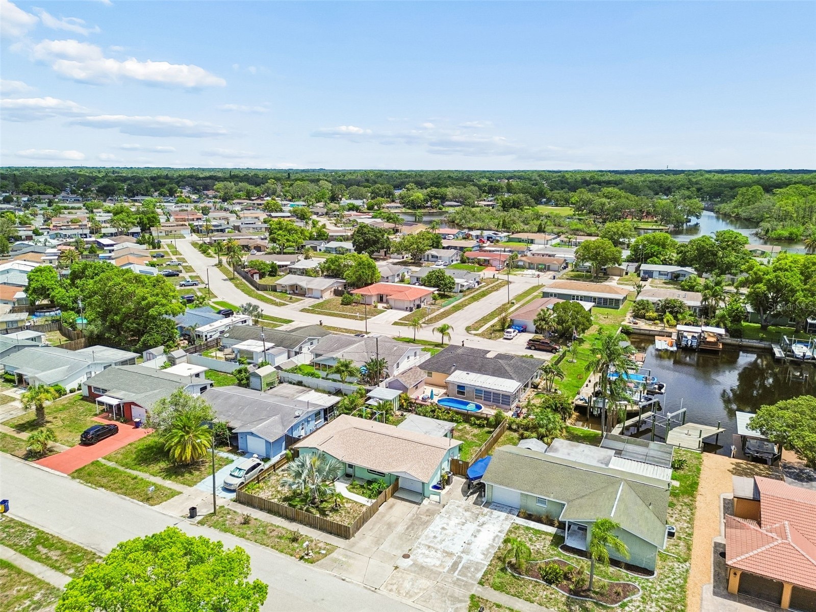 1056 Tamarac Drive Holiday FL 34690 TB8527609 image37