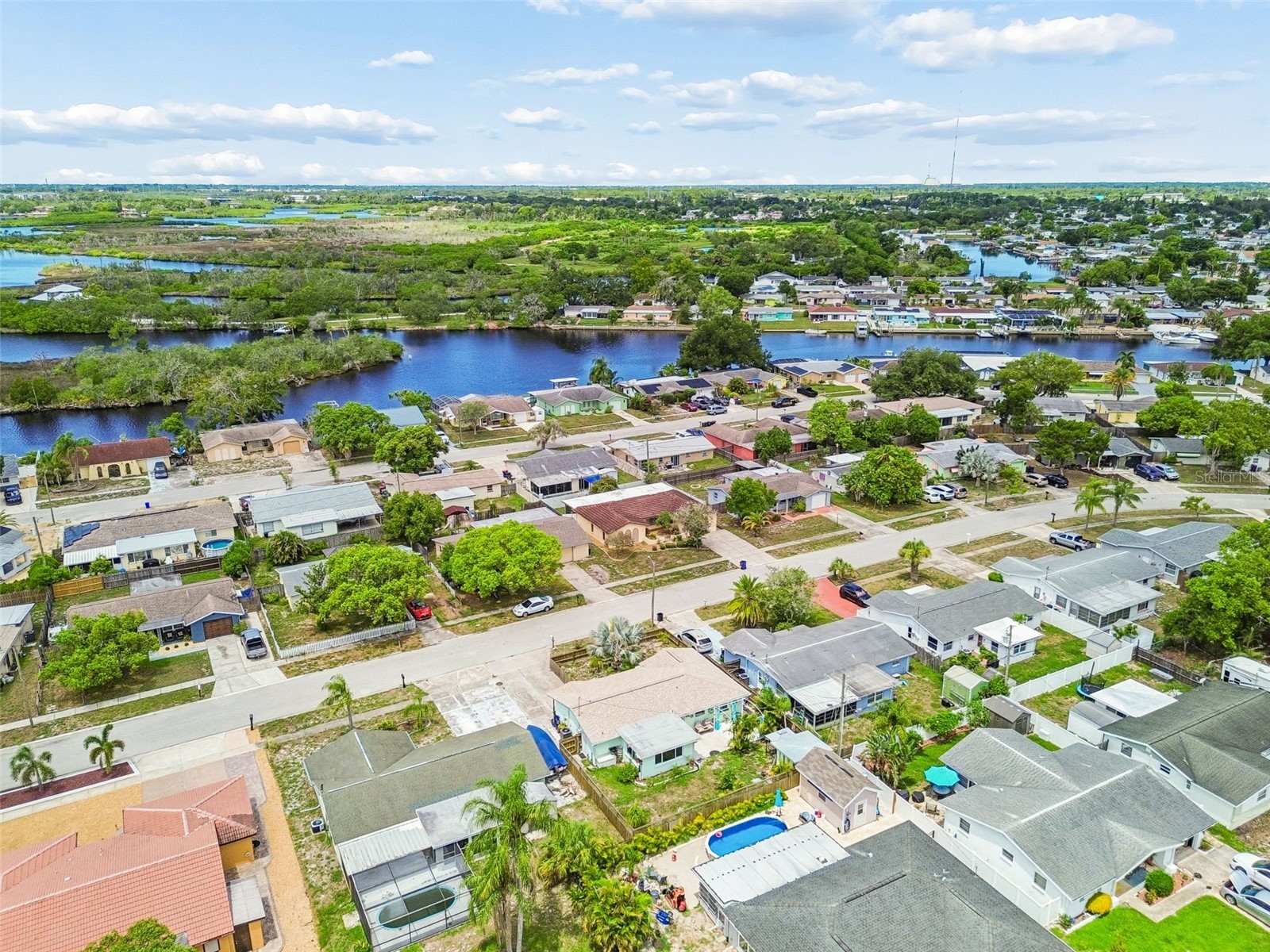1056 Tamarac Drive Holiday FL 34690 TB8527609 image44