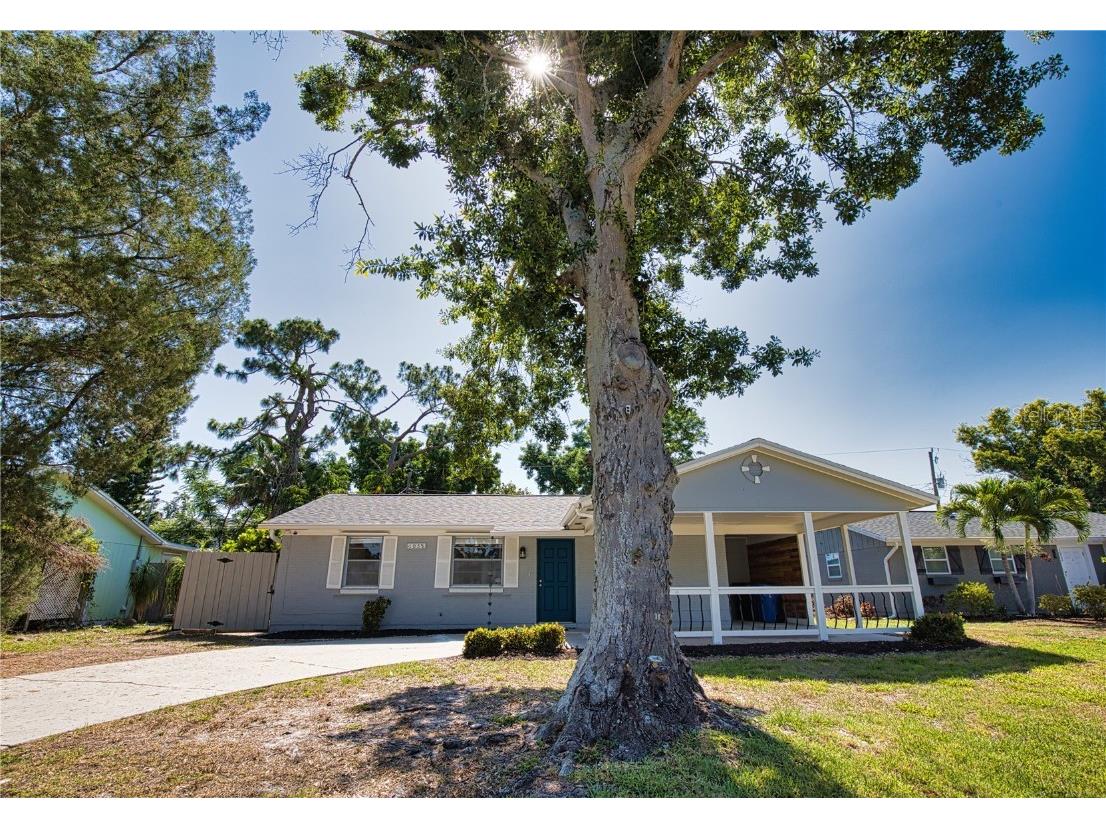 1056 Venetian Parkway Venice FL 34285 N6133089 image1