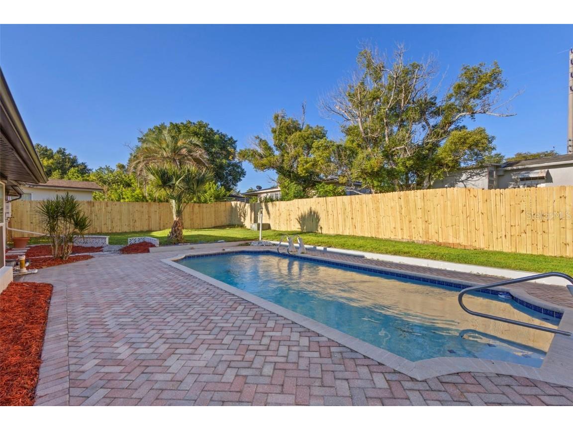 1056 Wakefield Circle E Deltona FL 32725 O6347720 image17