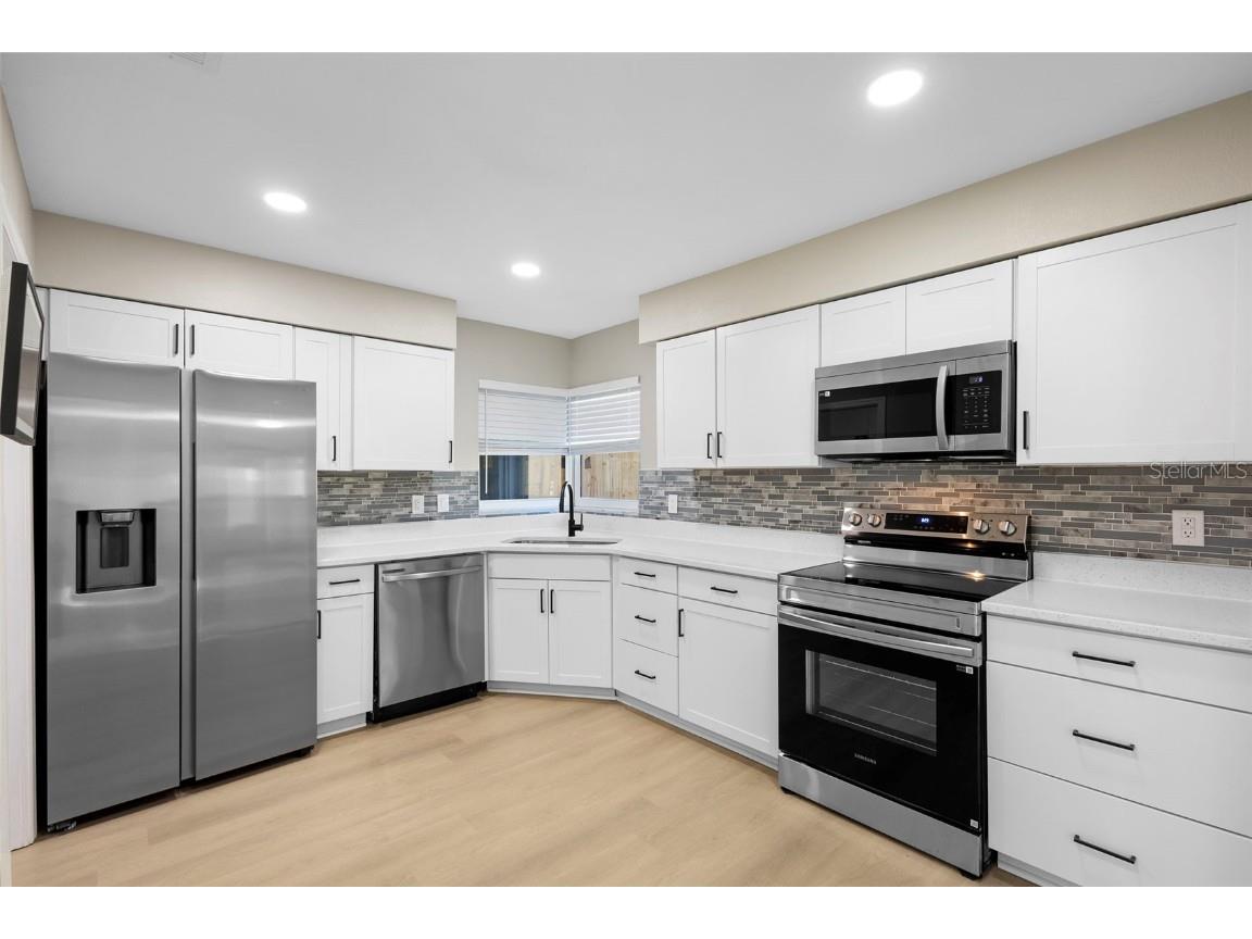 1056 Wakefield Circle E Deltona FL 32725 O6347720 image18