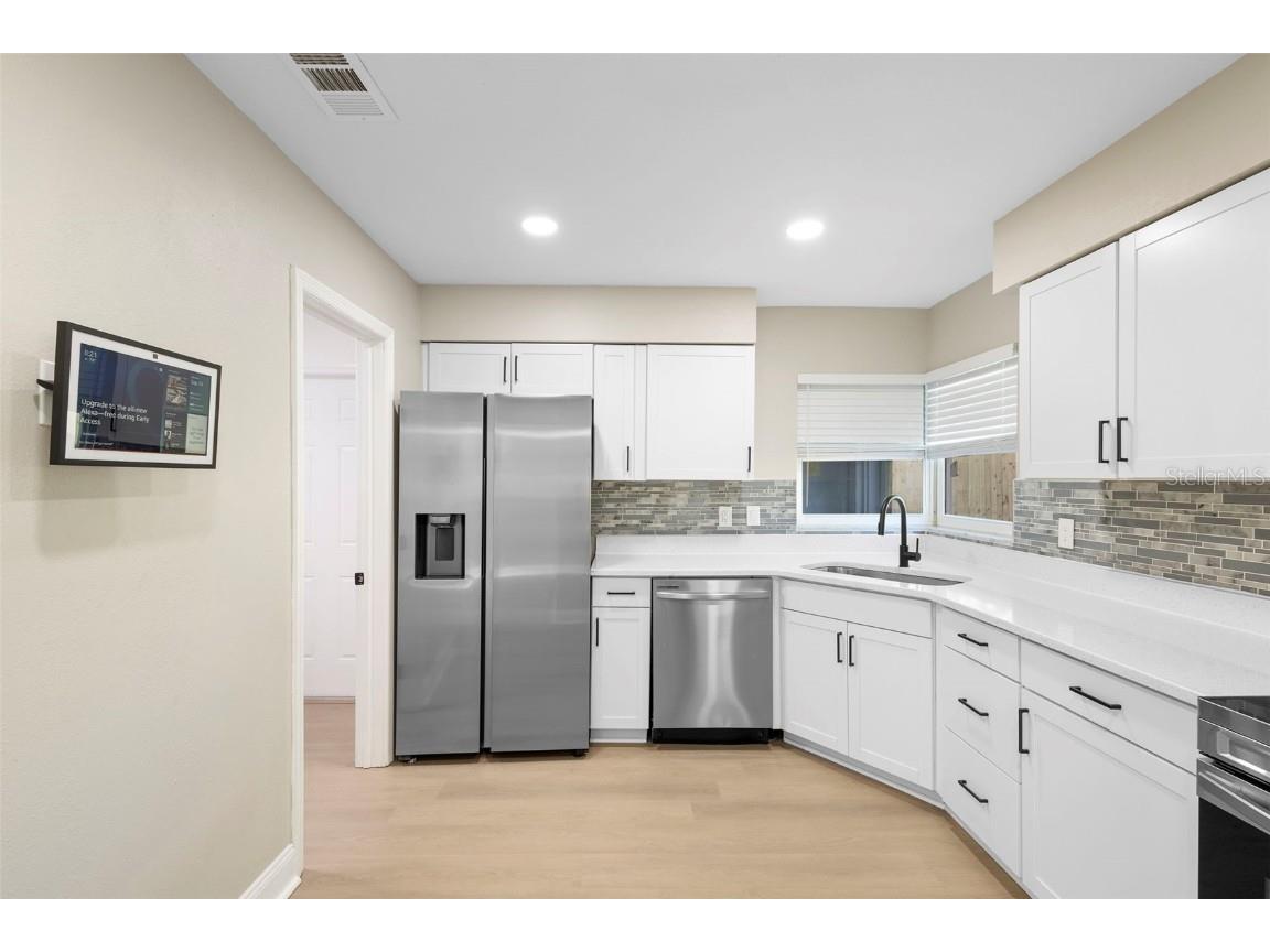 1056 Wakefield Circle E Deltona FL 32725 O6347720 image25