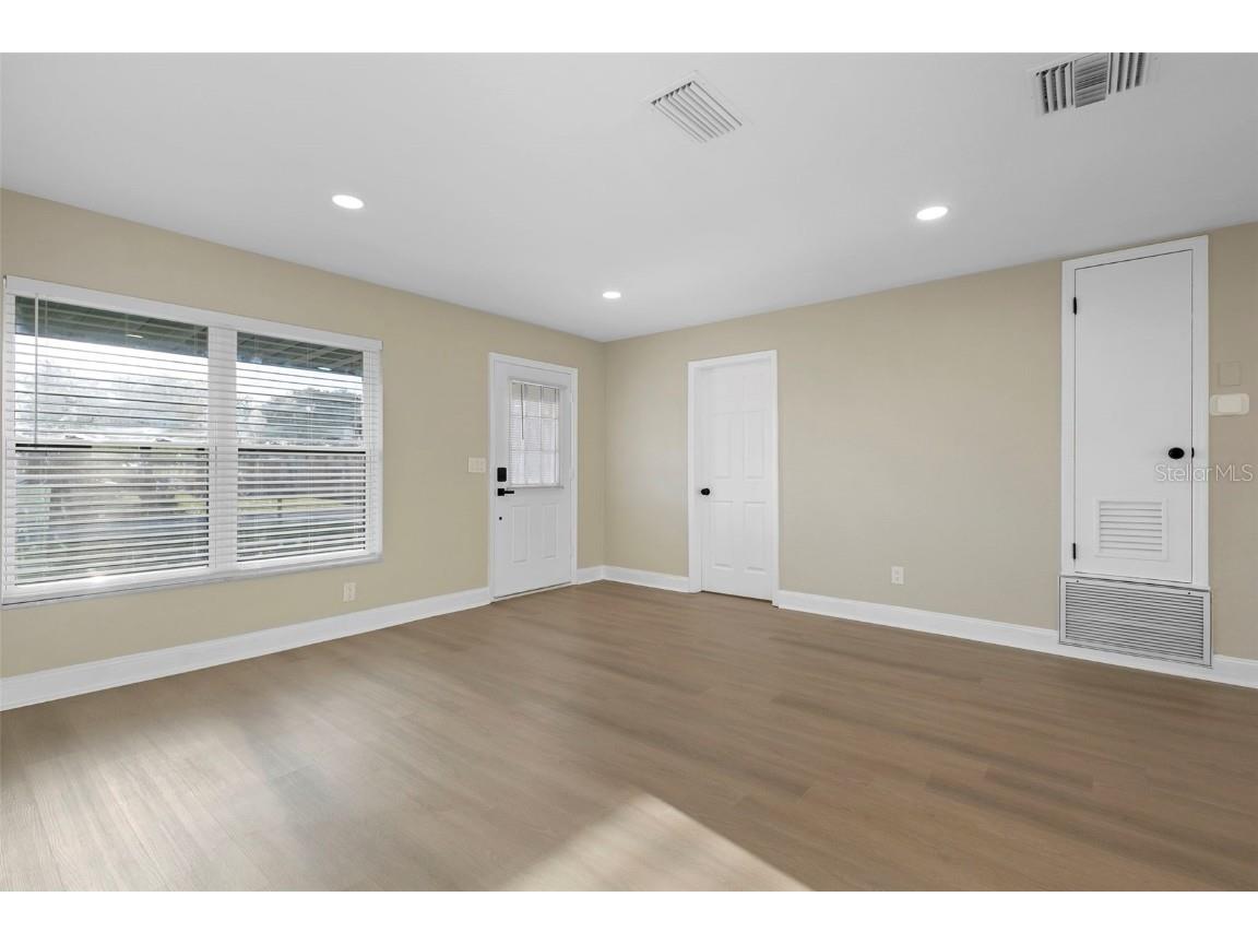 1056 Wakefield Circle E Deltona FL 32725 O6347720 image46