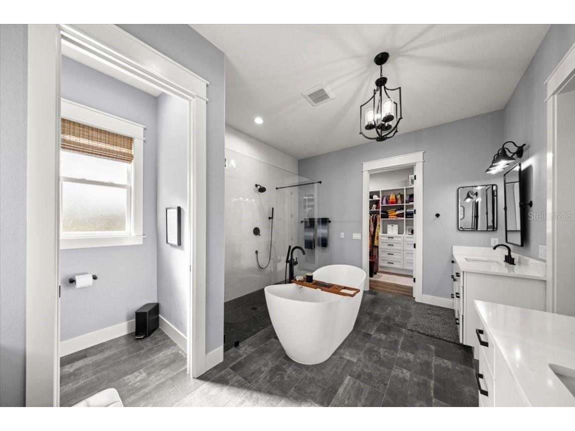 10561 NE 104th Circle Oxford FL 34484 OM714193 image23