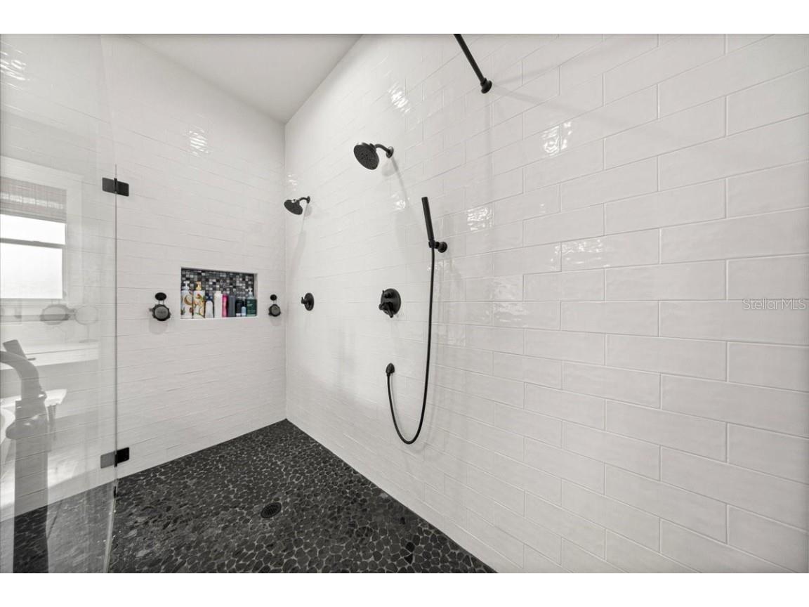 10561 NE 104th Circle Oxford FL 34484 OM714193 image24