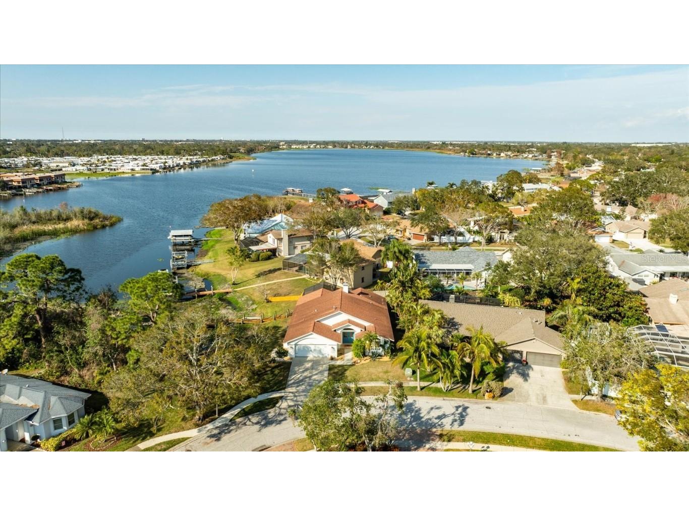 10562 99th Street Largo FL 33773 - LAKE SEMINOLE TB8347178 image1