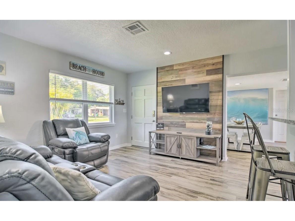 10569 86th Avenue Seminole FL 33772 TB8413206 image2