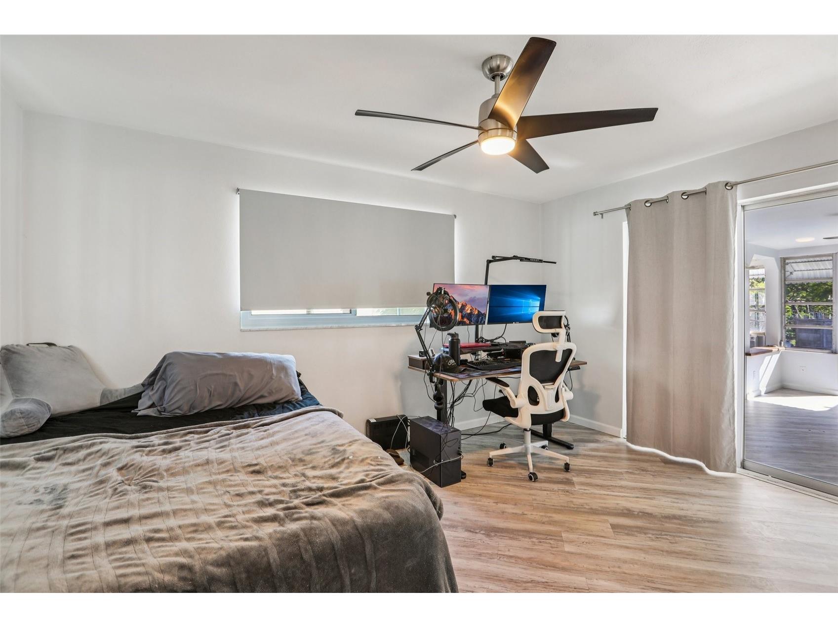 10569 Lake Vista Drive Seminole FL 33772 TB8485677 image11