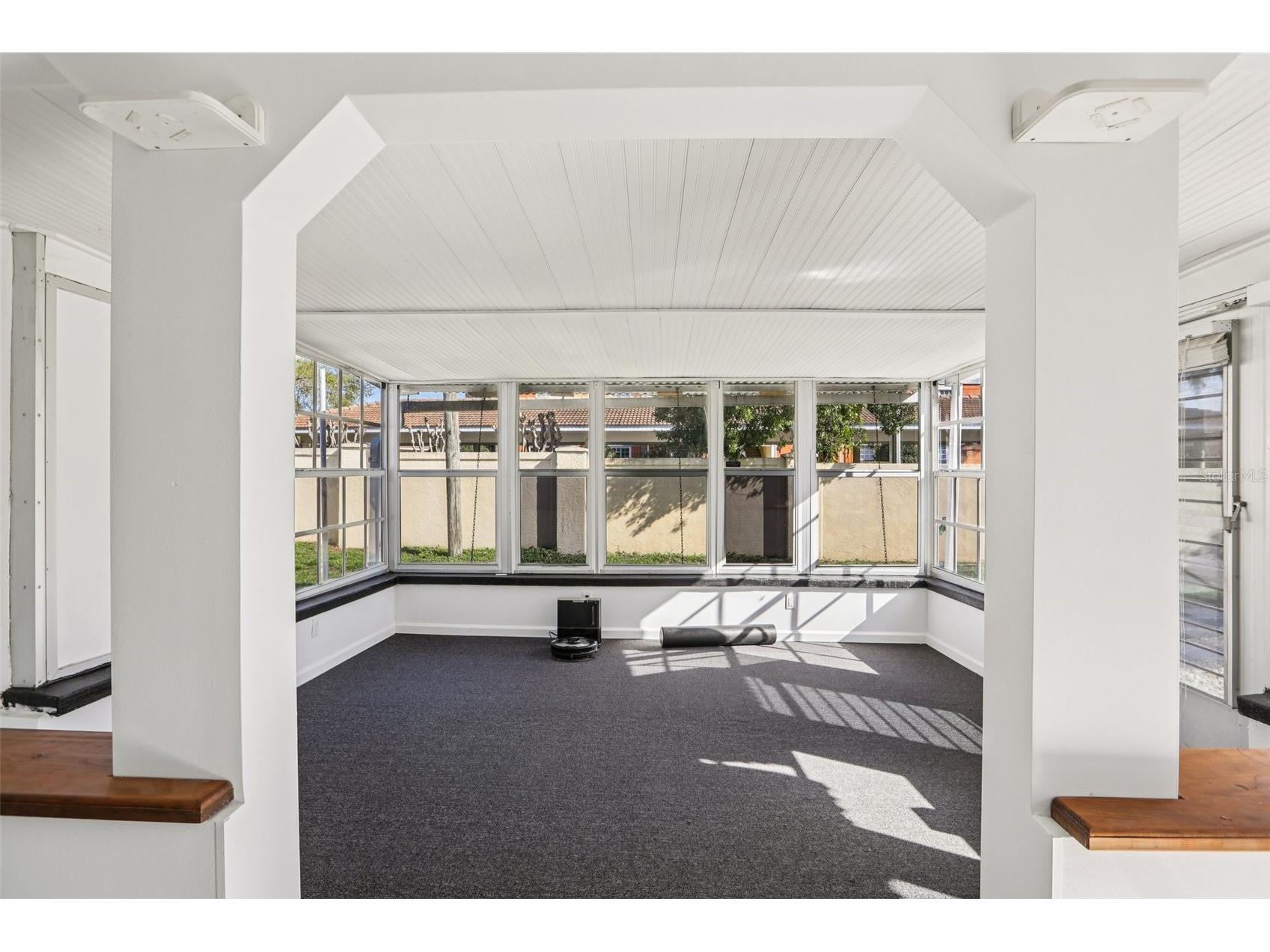 10569 Lake Vista Drive Seminole FL 33772 TB8485677 image19