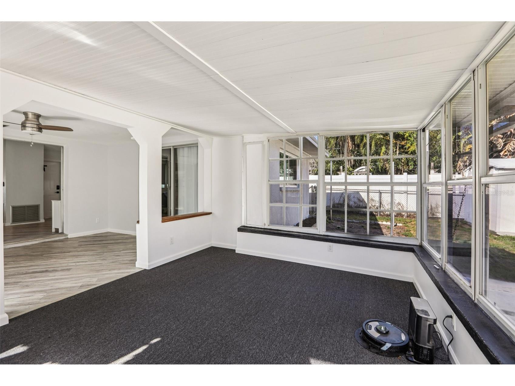 10569 Lake Vista Drive Seminole FL 33772 TB8485677 image20