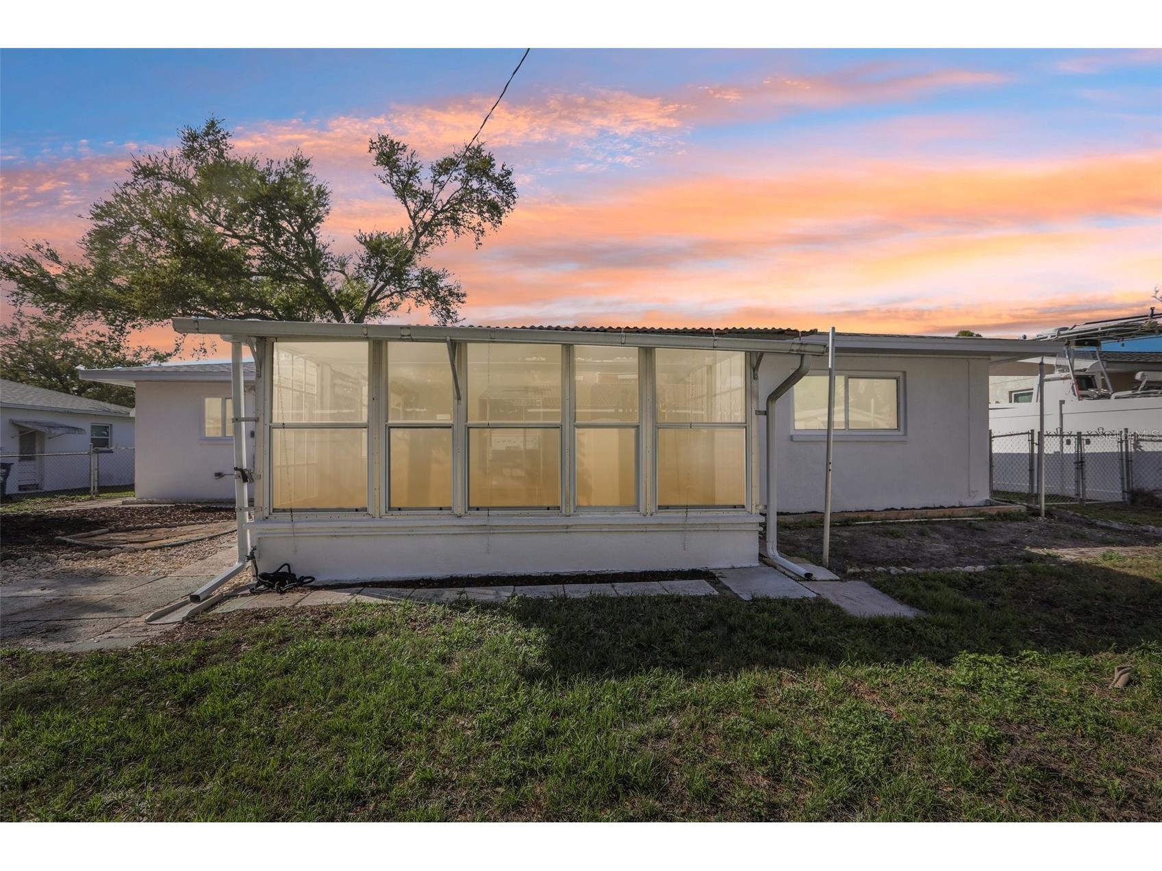 10569 Lake Vista Drive Seminole FL 33772 TB8485677 image24