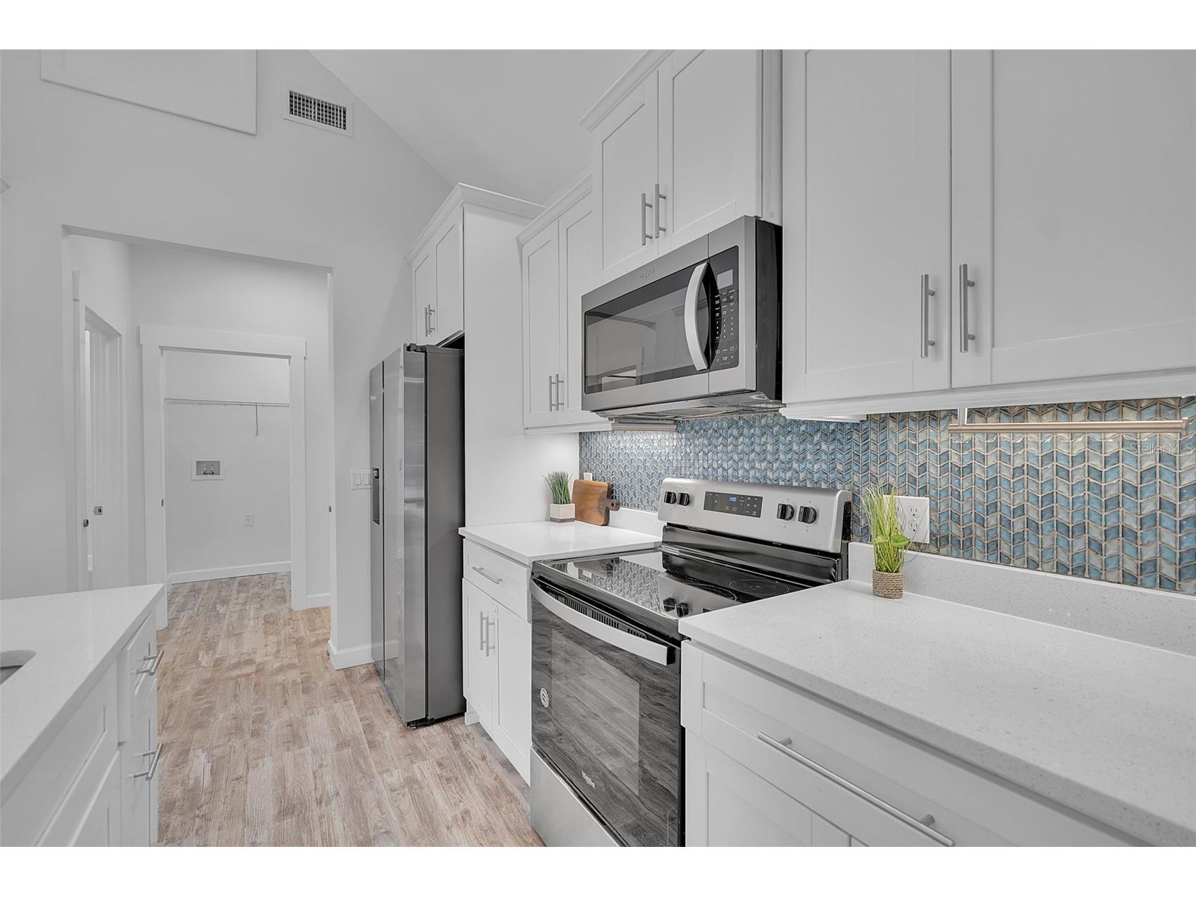 1057 Bayshore Drive Terra Ceia FL 34250 A4697049 image13
