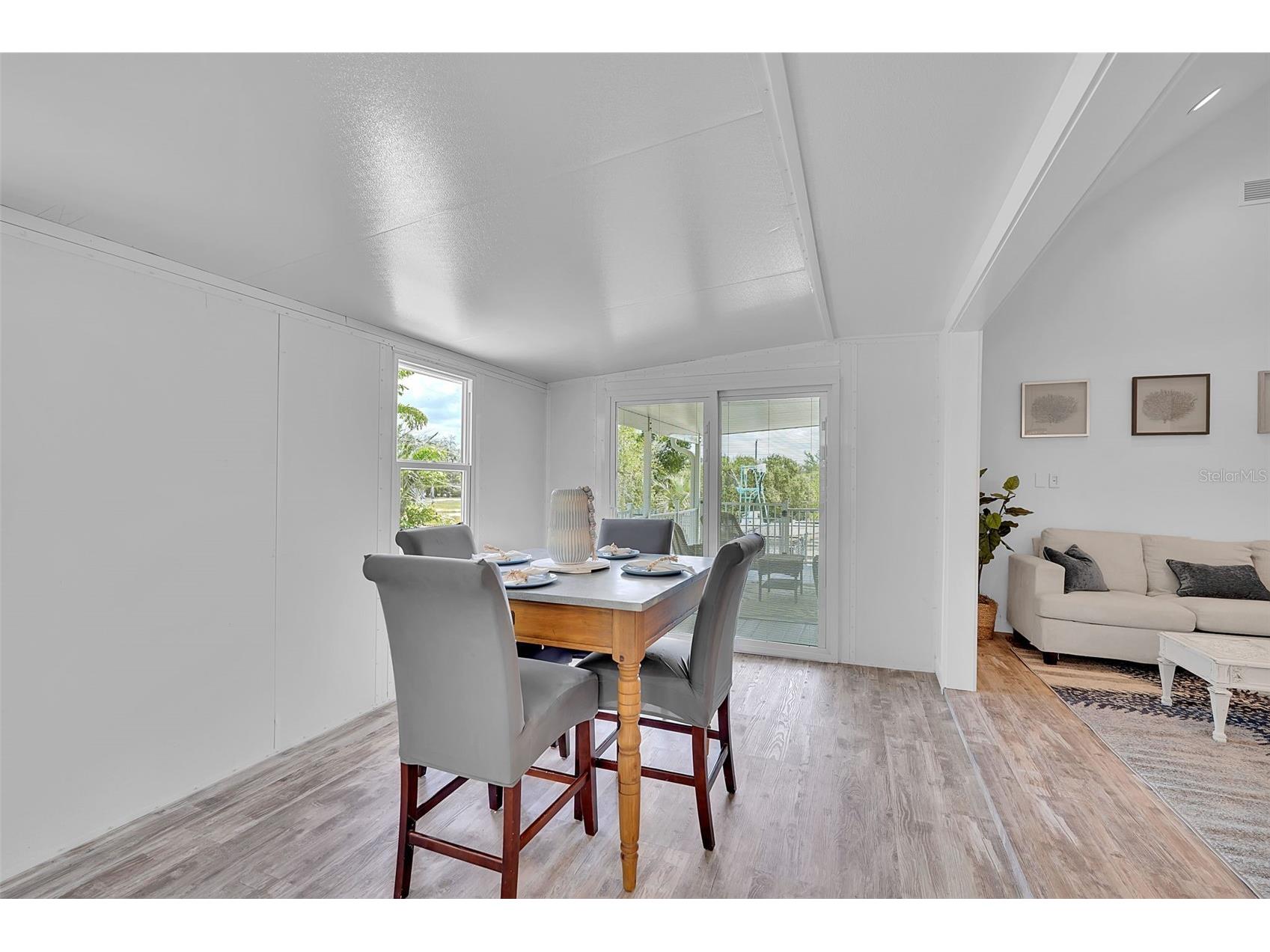 1057 Bayshore Drive Terra Ceia FL 34250 A4697049 image20
