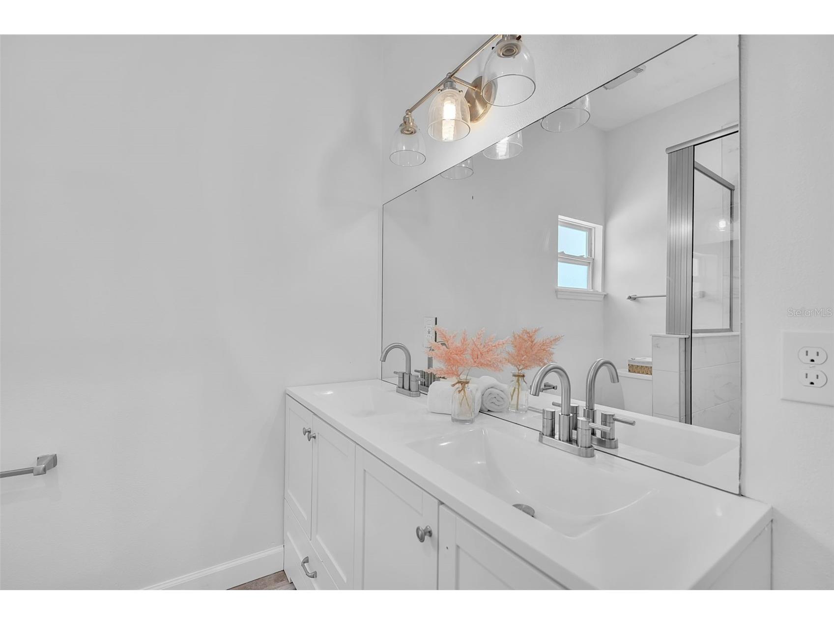 1057 Bayshore Drive Terra Ceia FL 34250 A4697049 image26