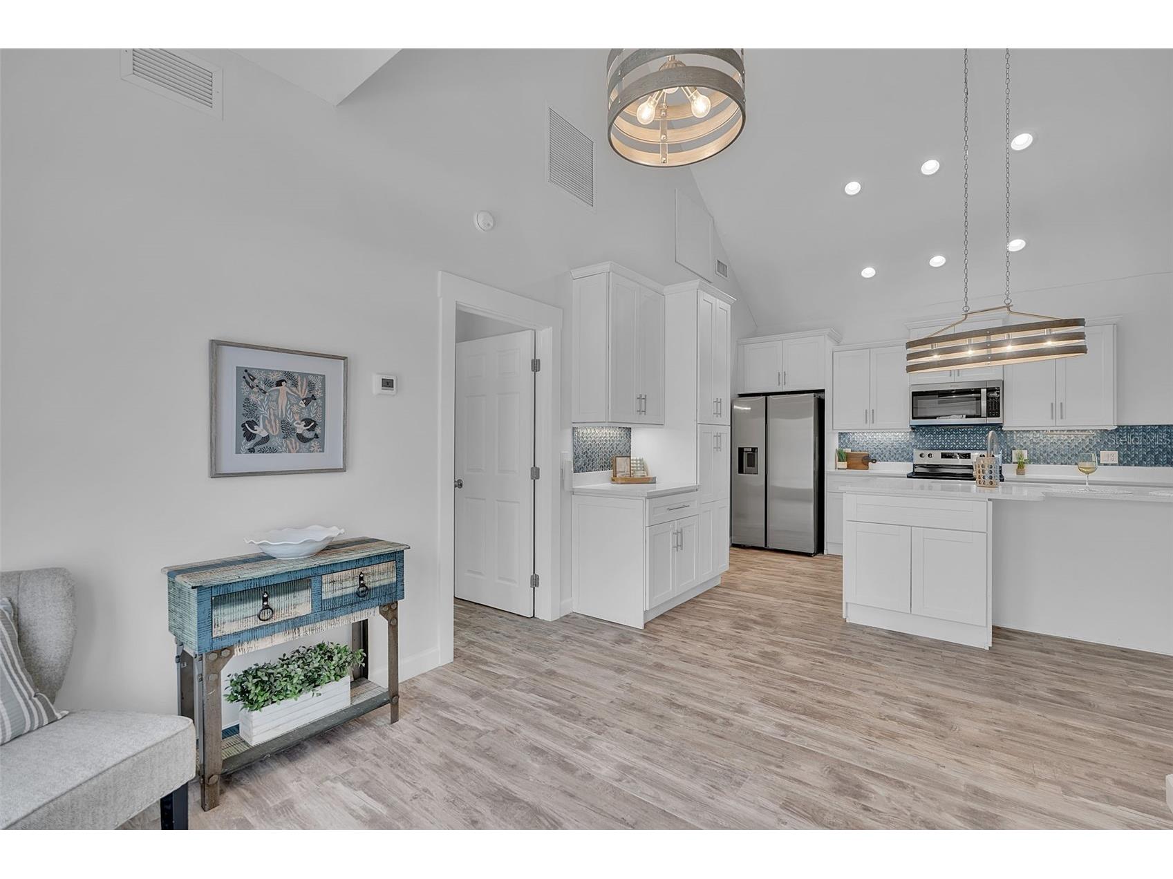 1057 Bayshore Drive Terra Ceia FL 34250 A4697049 image8