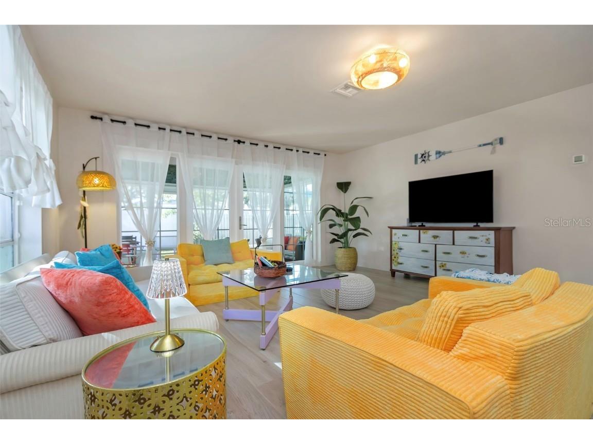 1057 Calumet Street Clearwater FL 33755 TB8445862 image8