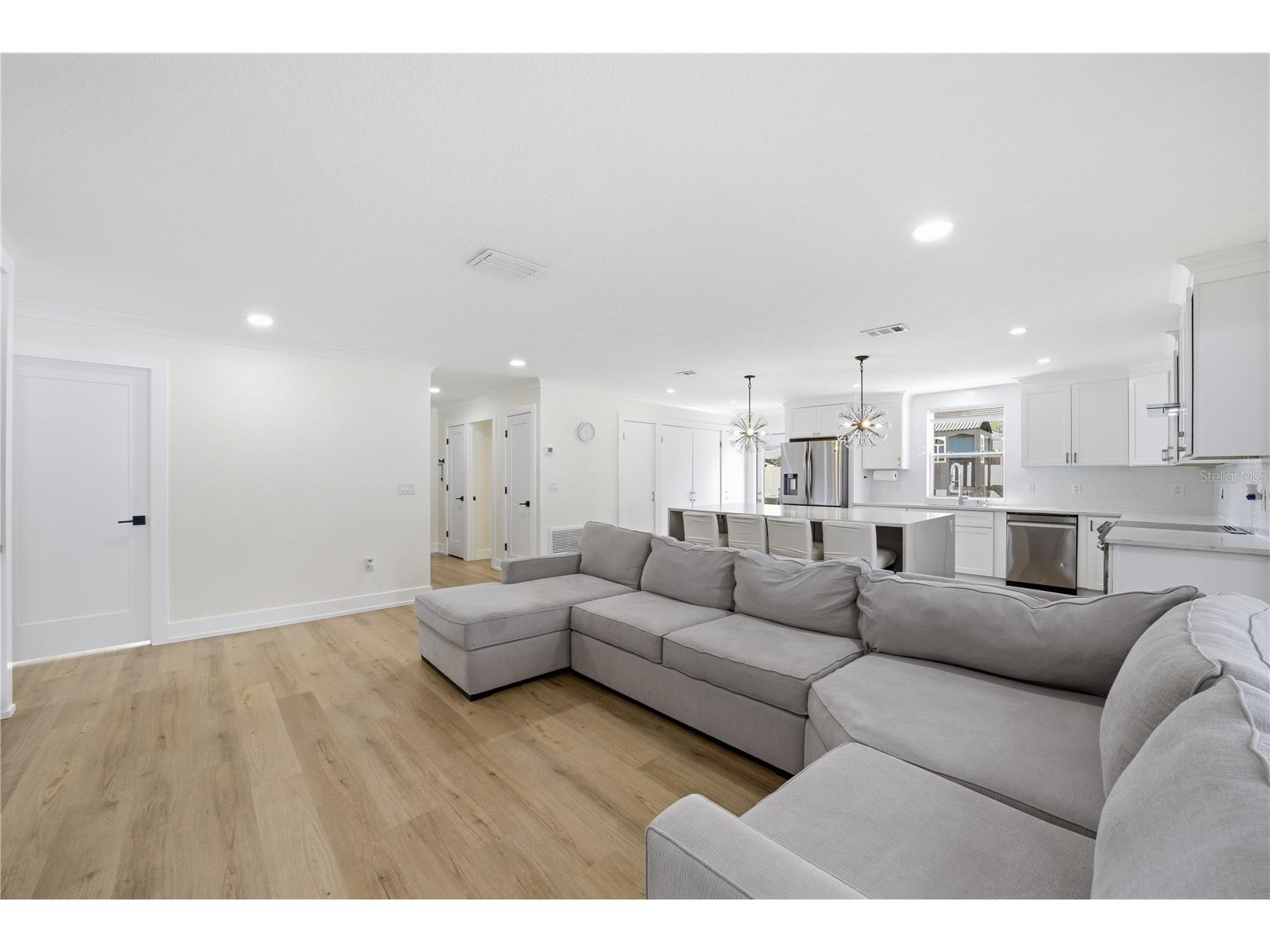 1057 Willis Avenue Sarasota FL 34232 O6401949 image7