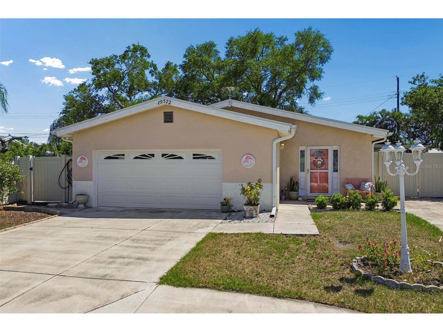 10572 Blossom Lake Drive Seminole FL 33772 TB8498010 image1
