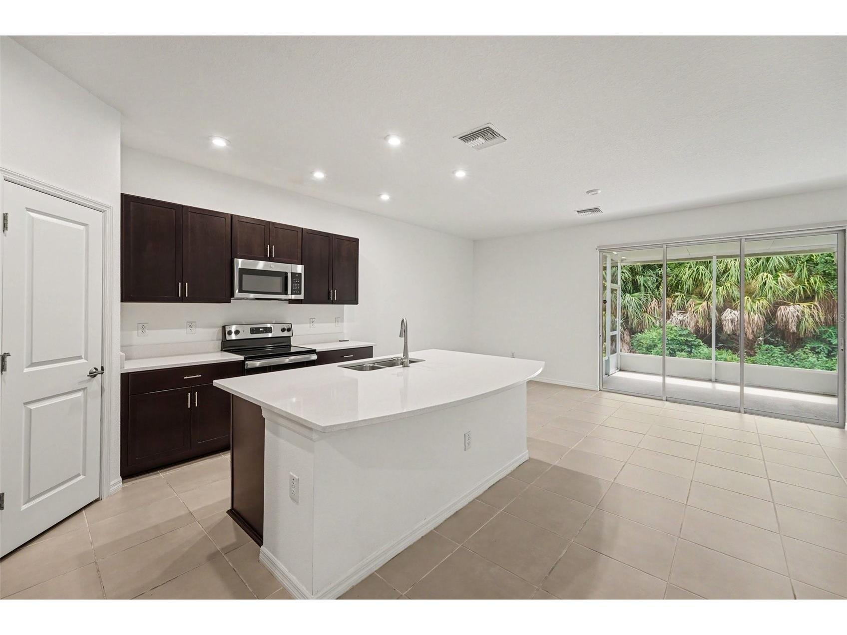 10573 Oakside Drive Palmetto FL 34221 TB8525935 image6