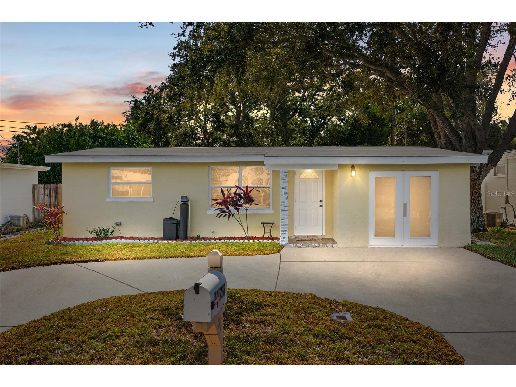 10578 117th Drive Largo FL 33773 TB8468193 image1