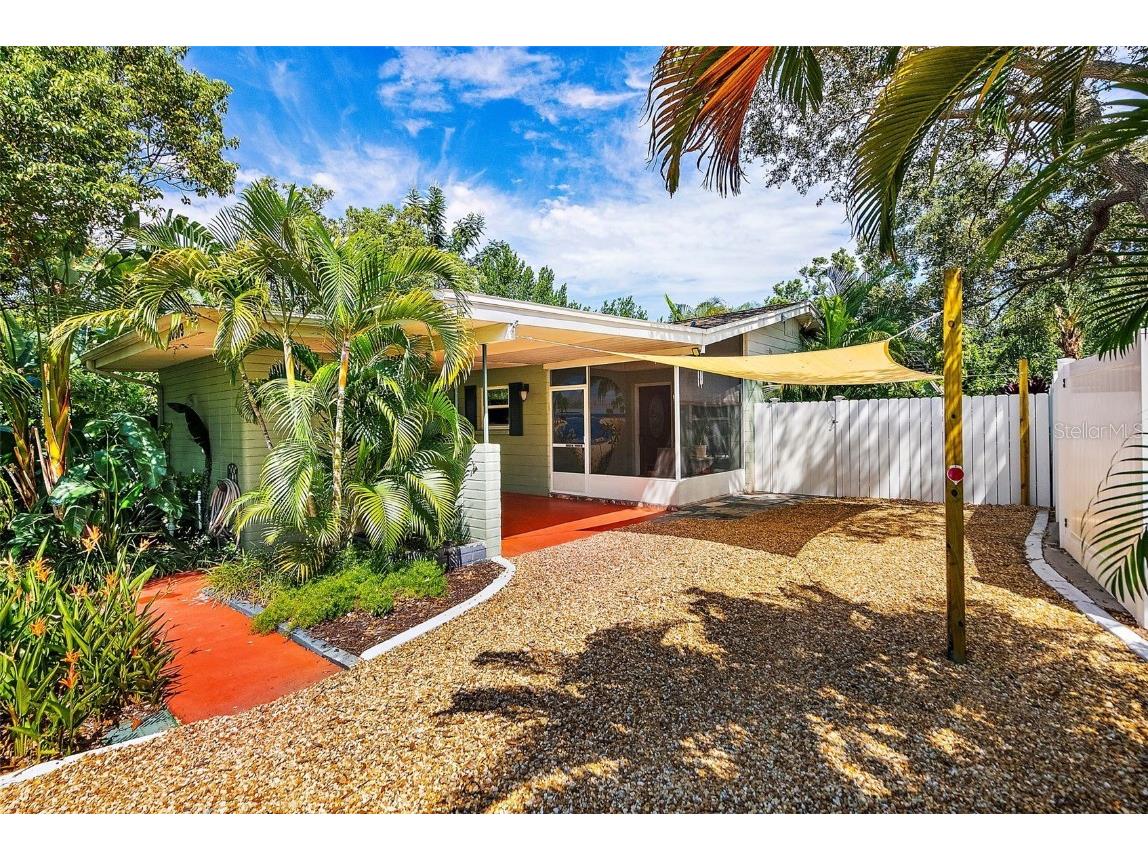 10579 54th Avenue N Saint Petersburg FL 33708 U8212666 image1