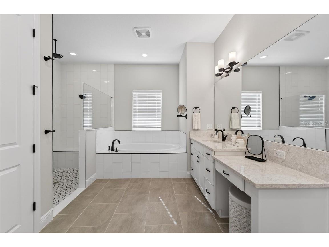 10579 Meadowrun Drive Lithia FL 33547 TB8454267 image25