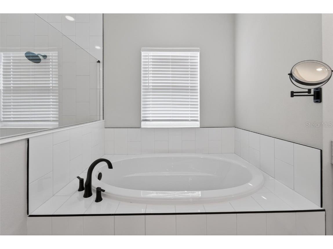 10579 Meadowrun Drive Lithia FL 33547 TB8454267 image26