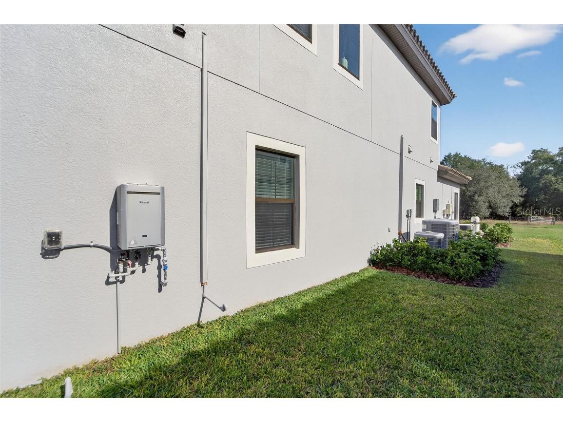 10579 Meadowrun Drive Lithia FL 33547 TB8454267 image73