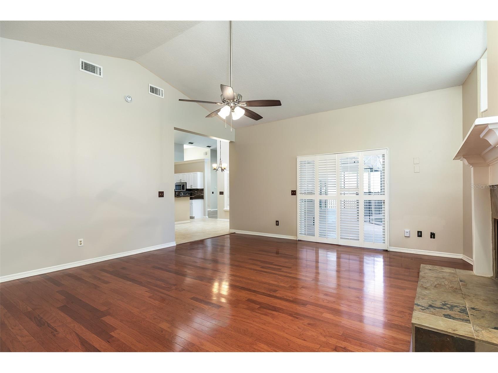 1058 Almond Tree Circle Orlando FL 32835 O6418186 image7