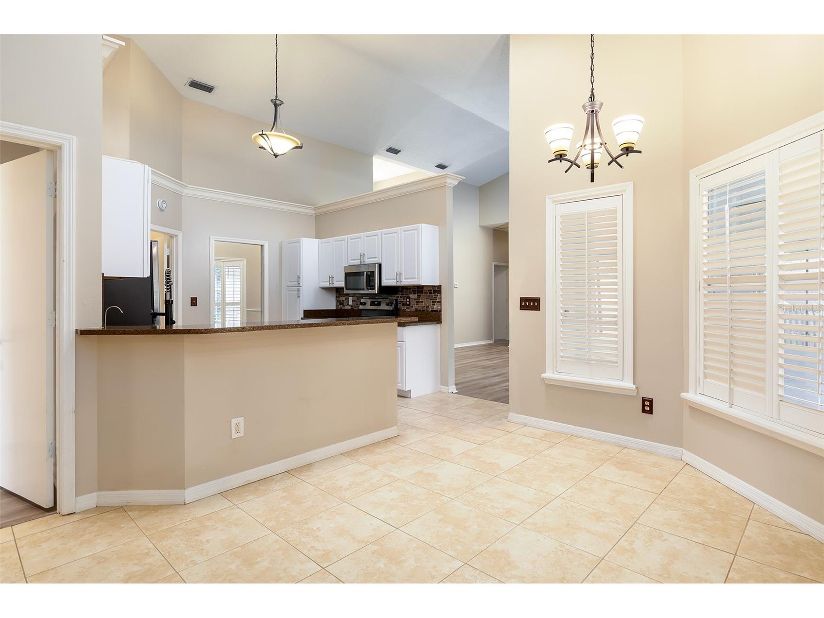 1058 Almond Tree Circle Orlando FL 32835 O6418186 image8