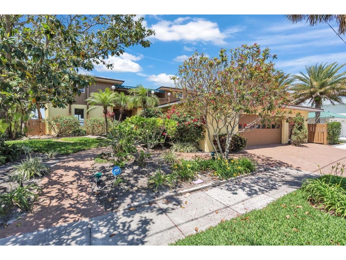 1058 Eldorado Avenue Clearwater Beach FL 33767 TB8377994 image11