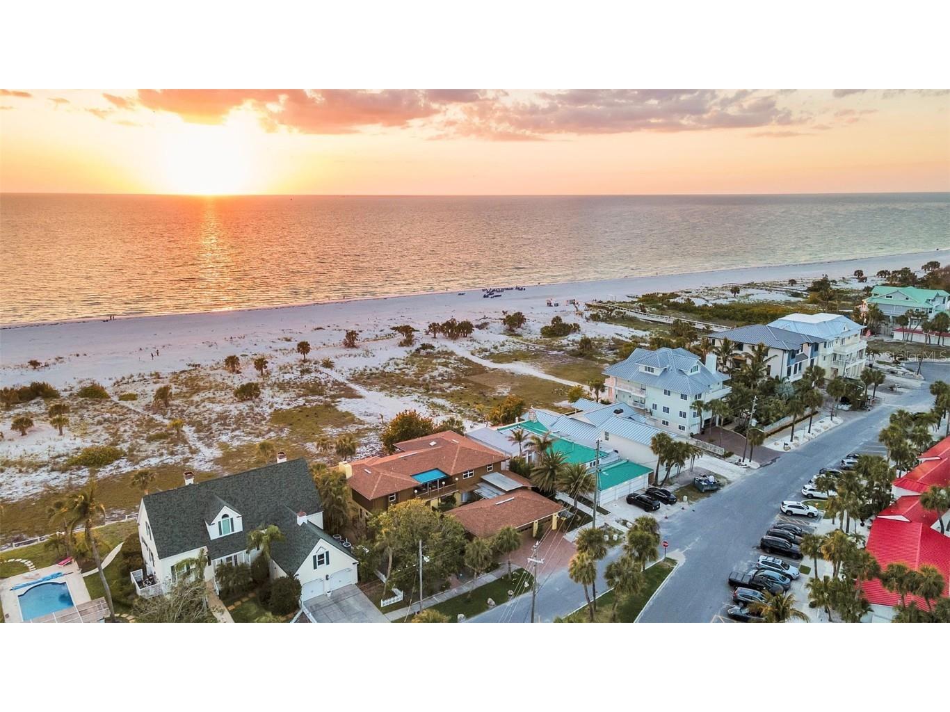 1058 Eldorado Avenue Clearwater Beach FL 33767 TB8377994 image25